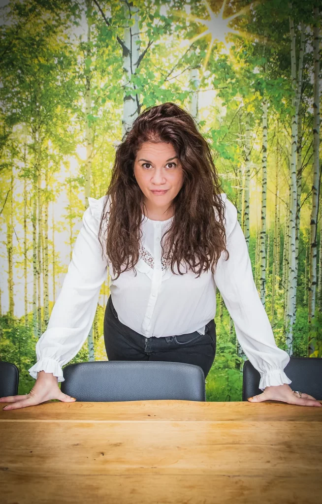 Samantha Lirzmann, Sales Coach chez Rainbow Sales Coaching